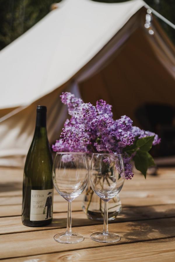 Falkeroed - Lyxig Glamping I Naturreservat Ink Frukost グレベスタッド エクステリア 写真