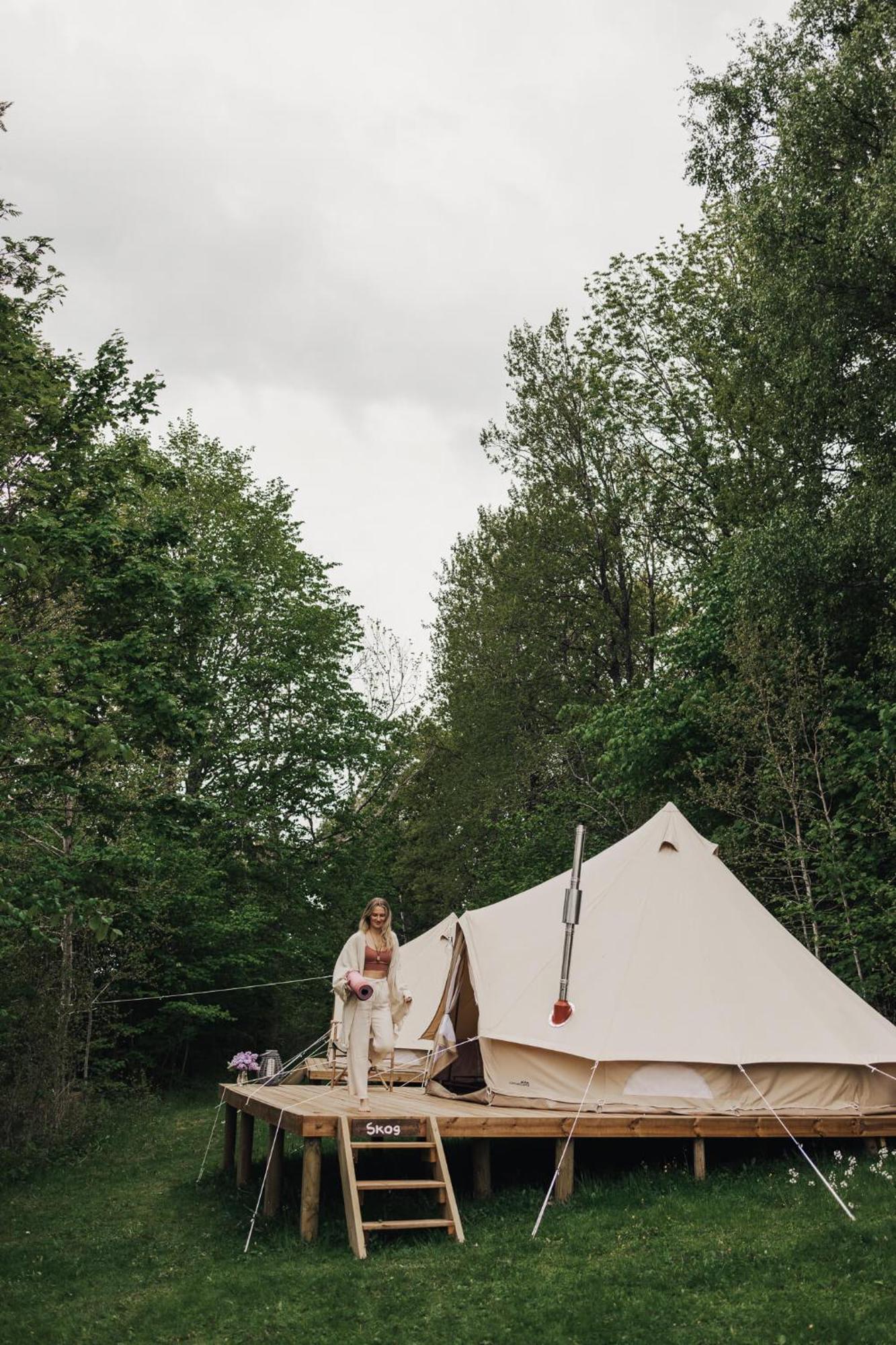 Falkeroed - Lyxig Glamping I Naturreservat Ink Frukost グレベスタッド エクステリア 写真